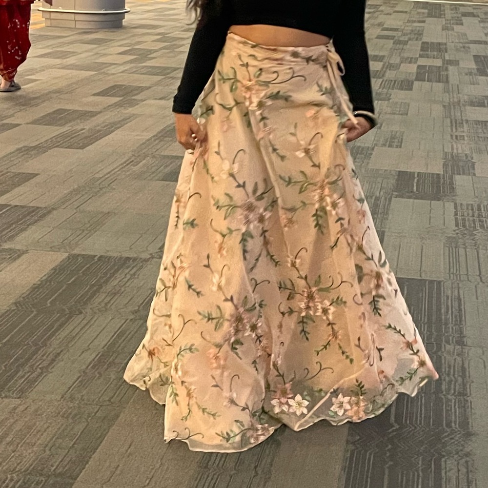 Lehenga skirt beige